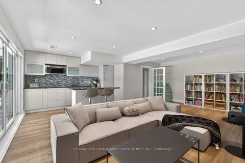 Photo 32 at 11 Saguenay Avenue, Nortown, Toronto