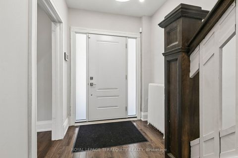 Photo 2 at 407 Annette Street, Bloor West Village, Toronto