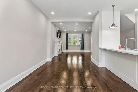 Photo 7 at 407 Annette Street, Bloor West Village, Toronto