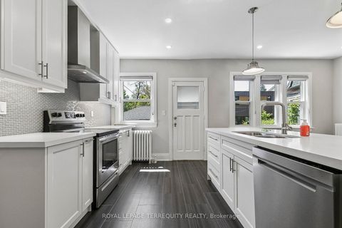 Photo 14 at 407 Annette Street, Bloor West Village, Toronto
