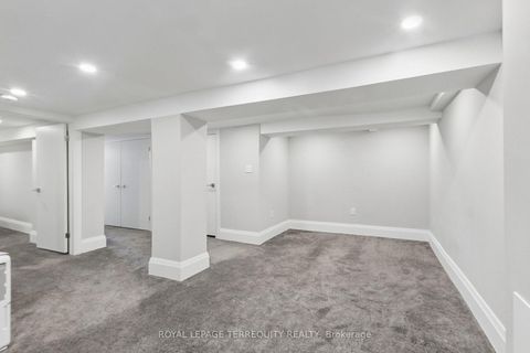 Photo 34 at 407 Annette Street, Bloor West Village, Toronto