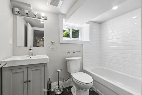 Photo 36 at 407 Annette Street, Bloor West Village, Toronto