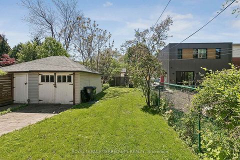 Photo 38 at 407 Annette Street, Bloor West Village, Toronto
