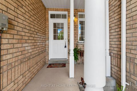 Photo 2 at 53 Cameo Drive, Rouge Woods, Richmond Hill