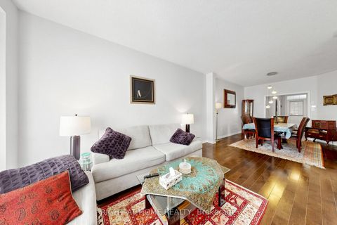 Photo 5 at 53 Cameo Drive, Rouge Woods, Richmond Hill
