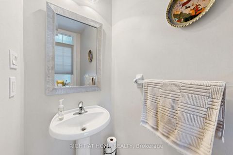 Photo 13 at 53 Cameo Drive, Rouge Woods, Richmond Hill