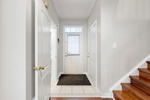 Photo 14 at 53 Cameo Drive, Rouge Woods, Richmond Hill