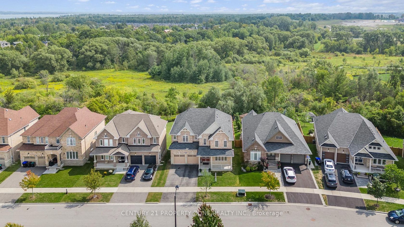 919 Green Street, Lefroy, Innisfil photo number 2