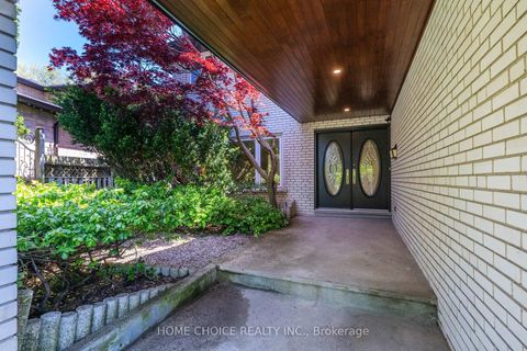 Photo 5 at 43 Golfwood Heights E, The Westway, Toronto