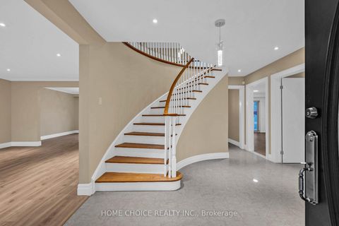 Photo 6 at 43 Golfwood Heights E, The Westway, Toronto