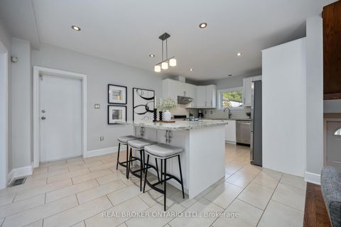 Photo 9 at 122 Cedarcrest Boulevard, Parkview, Toronto
