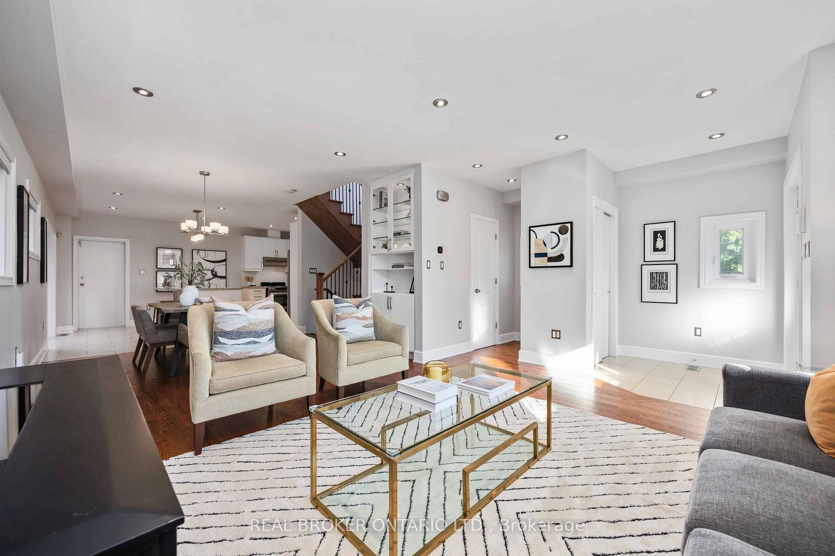 122 Cedarcrest Boulevard, Parkview, Toronto 