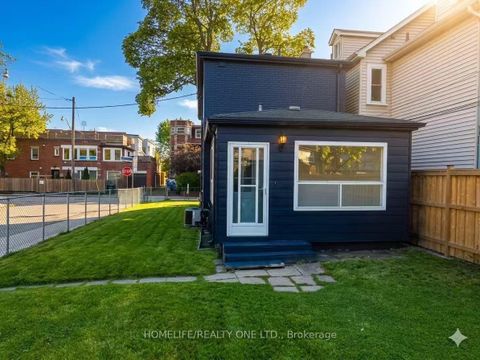 Photo 20 at 104 Benson Avenue, Wychwood, Toronto