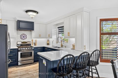 Photo 11 at 27 Golden Meadow Road, Bayshore, Barrie
