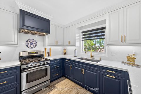 Photo 13 at 27 Golden Meadow Road, Bayshore, Barrie