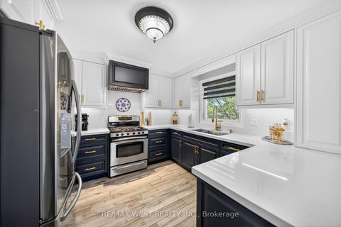 Photo 18 at 27 Golden Meadow Road, Bayshore, Barrie
