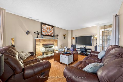 Photo 21 at 27 Golden Meadow Road, Bayshore, Barrie