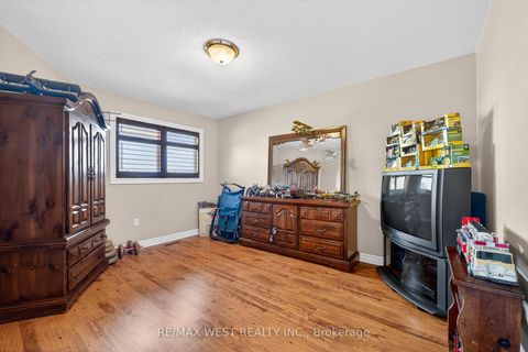 Photo 31 at 27 Golden Meadow Road, Bayshore, Barrie