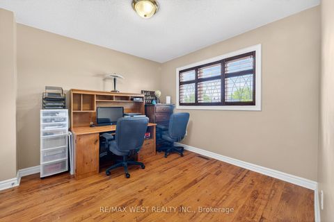 Photo 32 at 27 Golden Meadow Road, Bayshore, Barrie