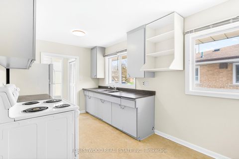 Photo 5 at 22 Lormar Drive, City Centre West, Toronto