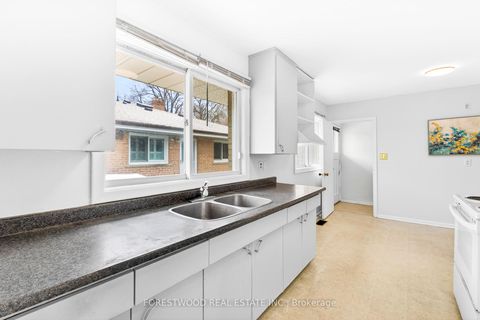 Photo 26 at 22 Lormar Drive, City Centre West, Toronto