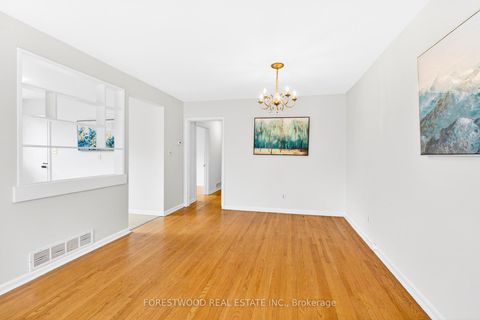 Photo 30 at 22 Lormar Drive, City Centre West, Toronto