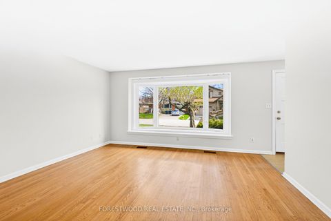 Photo 33 at 22 Lormar Drive, City Centre West, Toronto