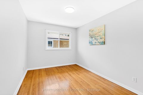 Photo 34 at 22 Lormar Drive, City Centre West, Toronto