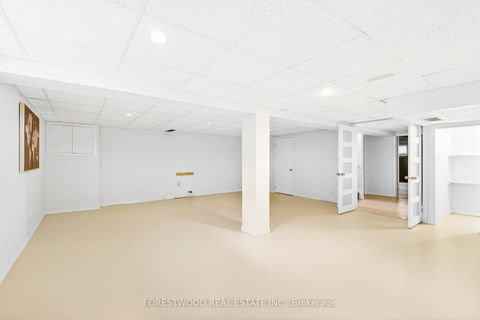 Photo 39 at 22 Lormar Drive, City Centre West, Toronto