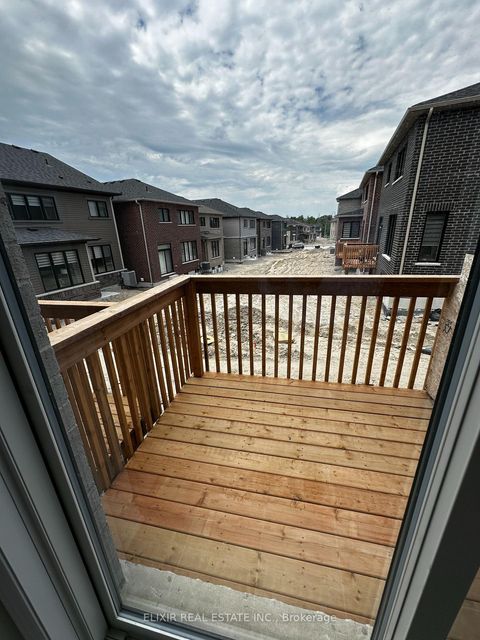 Photo 30 at 141 Fenchurch Manor, Rural Barrie Southeast, Barrie
