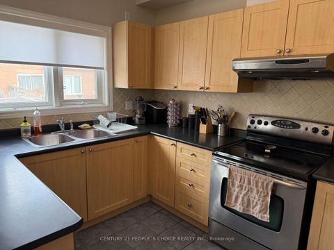 Photo 4 at 76 Daniel Reaman Crescent NW, Patterson, Vaughan