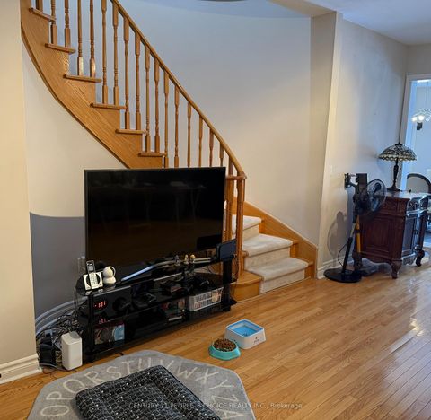 Photo 6 at 76 Daniel Reaman Crescent NW, Patterson, Vaughan