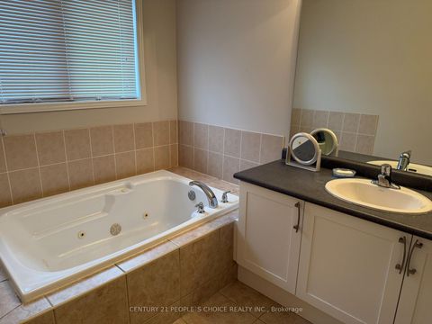 Photo 11 at 76 Daniel Reaman Crescent NW, Patterson, Vaughan