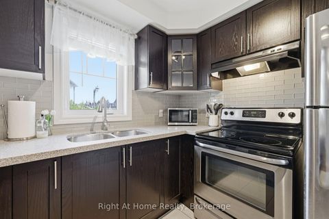 Photo 10 at 81 Far North Court, Windfields, Oshawa