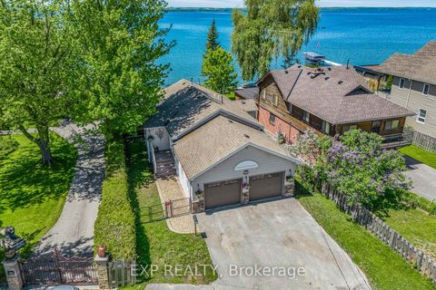 Photo 2 at 450 Lake Drive S, Keswick South, Georgina