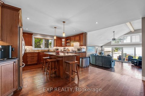 Photo 7 at 450 Lake Drive S, Keswick South, Georgina