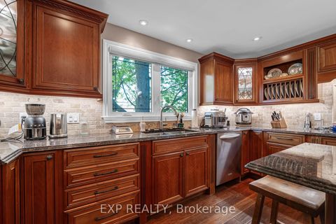 Photo 11 at 450 Lake Drive S, Keswick South, Georgina