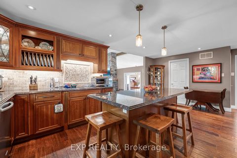 Photo 12 at 450 Lake Drive S, Keswick South, Georgina