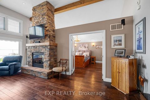 Photo 18 at 450 Lake Drive S, Keswick South, Georgina