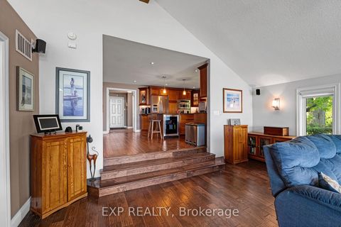 Photo 24 at 450 Lake Drive S, Keswick South, Georgina