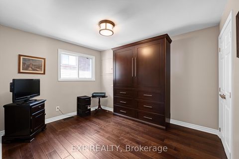 Photo 26 at 450 Lake Drive S, Keswick South, Georgina