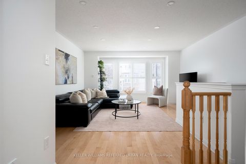 Photo 2 at 11 Winkler Terrace, Birchmount, Toronto