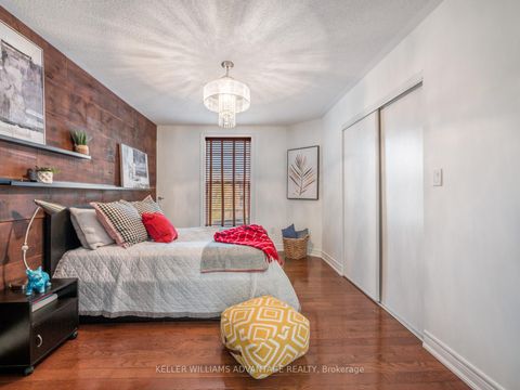 Photo 9 at 34 Fairhead Mews, Danforth, Toronto