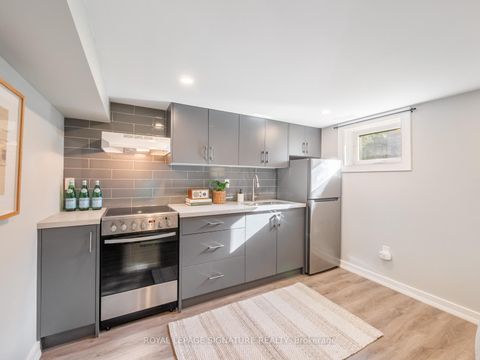 Photo 30 at 316 Blantyre Avenue, Cliffside, Toronto