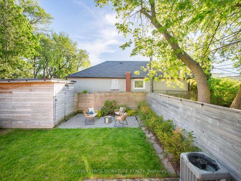 Photo 38 at 316 Blantyre Avenue, Cliffside, Toronto