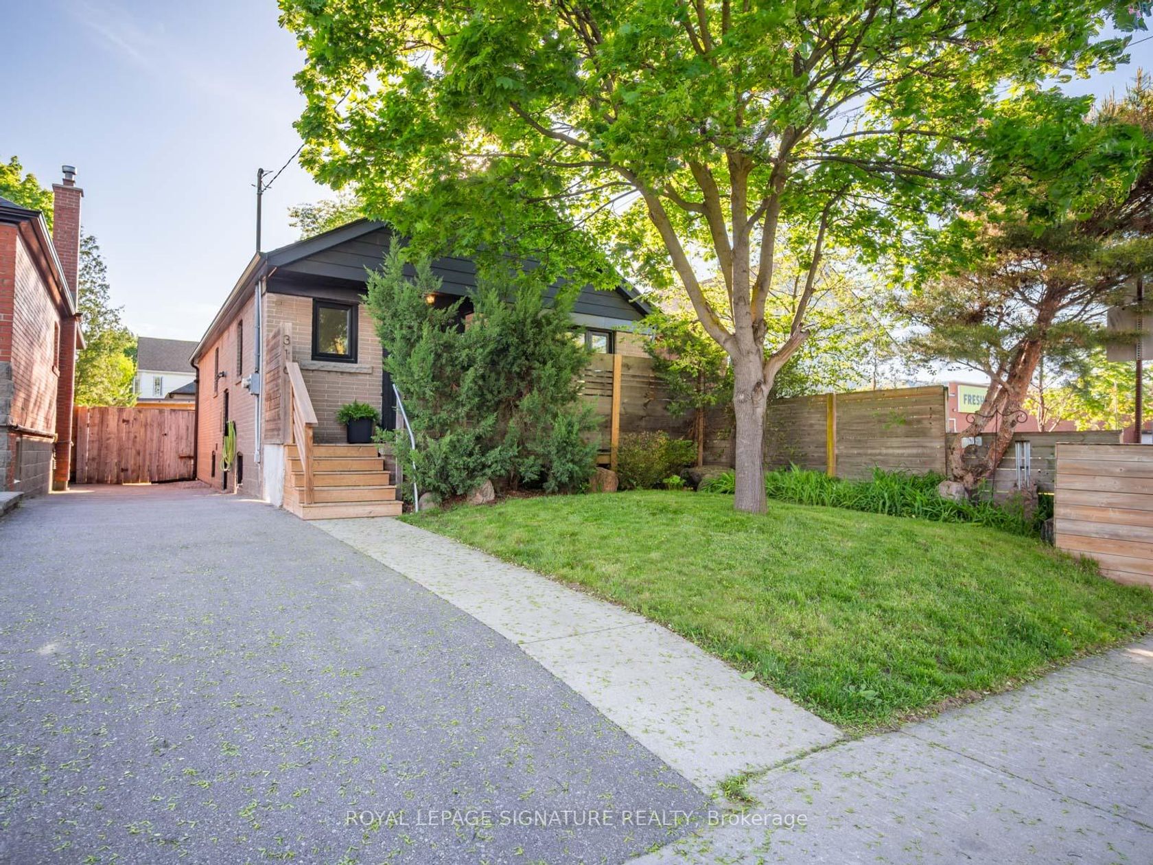316 Blantyre Avenue, Cliffside, Toronto 