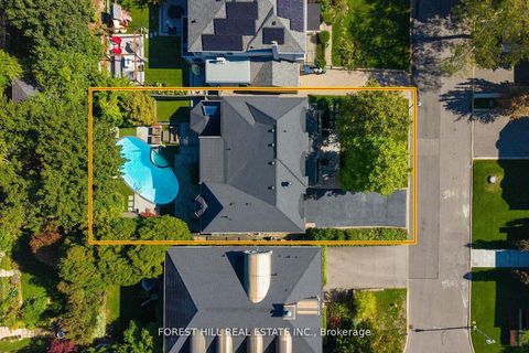 Photo 3 at 34 Forest Ridge Drive, Forest Hill North, Toronto