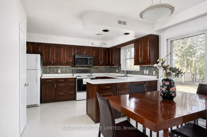 Photo 8 at 9 Hawksbury Drive, Bayview Village, Toronto