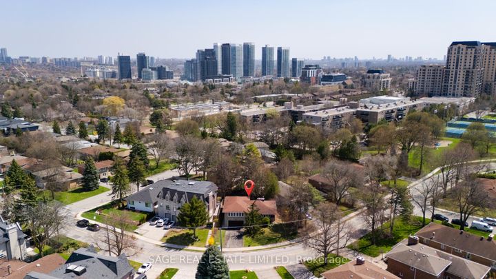 Photo 22 at 9 Hawksbury Drive, Bayview Village, Toronto