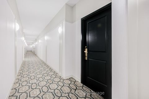 Photo 1 at 701 - 4200 Bathurst Street, Clanton Park, Toronto